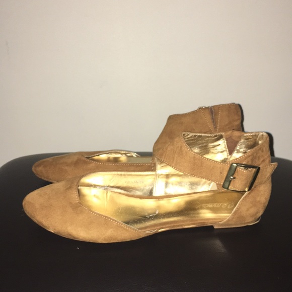 Go max Shoes - Picture 2 of 3